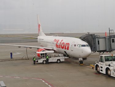 タイ旅行　2019.7　1日目　仙台から関空経由でバンコクへ。悪天候でドンムアン空港に着陸できないハプニング発生？